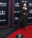 christina-aguilera_20052018e4_02.jpg