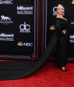 christina-aguilera_20052018e_16.jpg