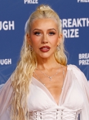xtinadaily_christina_aguilera_11th_Breakthrough_Prize_Ceremony_at_Barker_Hangar_4494504514520.jpg