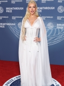 xtinadaily_christina_aguilera_11th_Breakthrough_Prize_Ceremony_at_Barker_Hangar_5335345355360.jpg