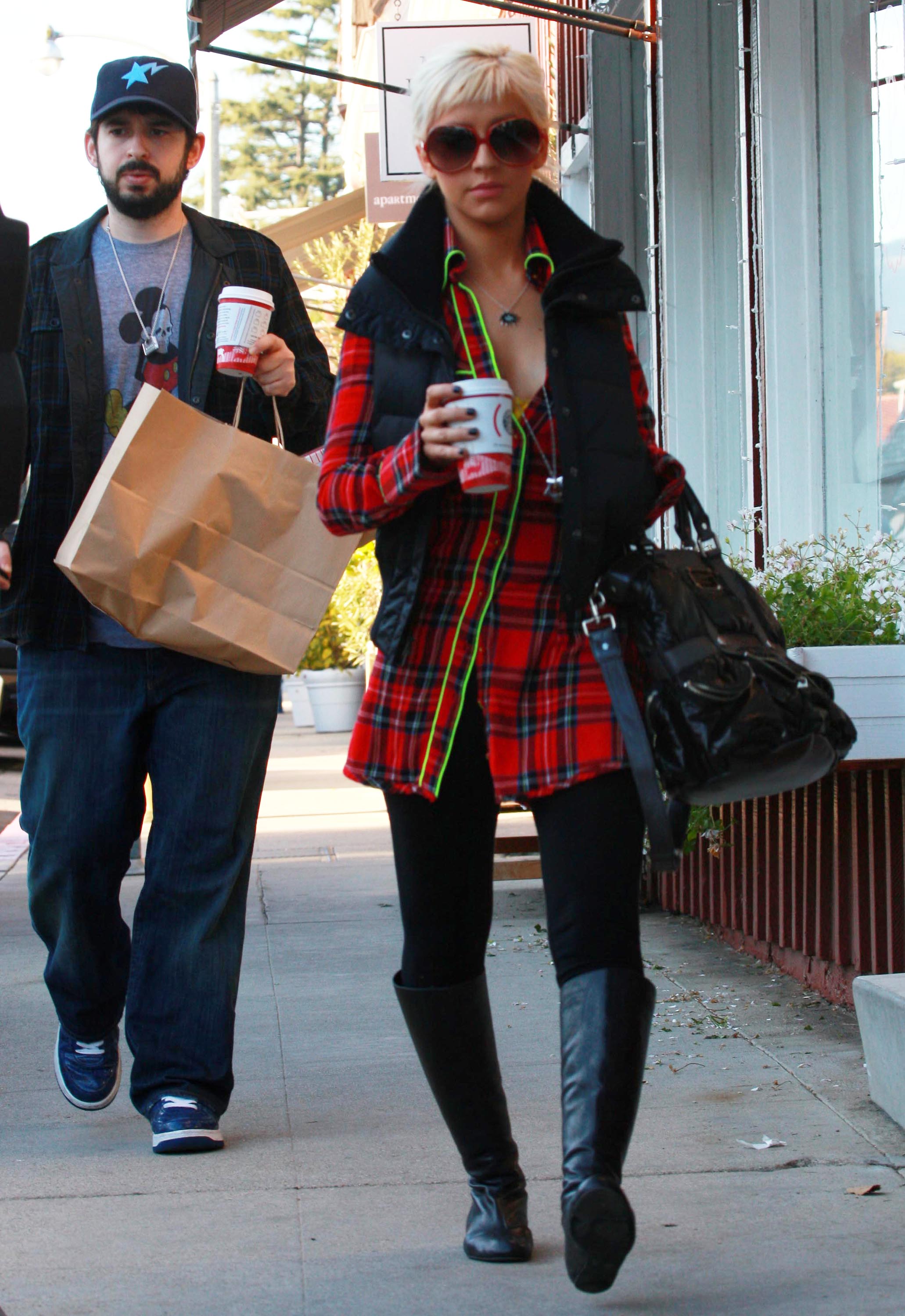 xd_458_282729.jpg xd_458_282729.jpg