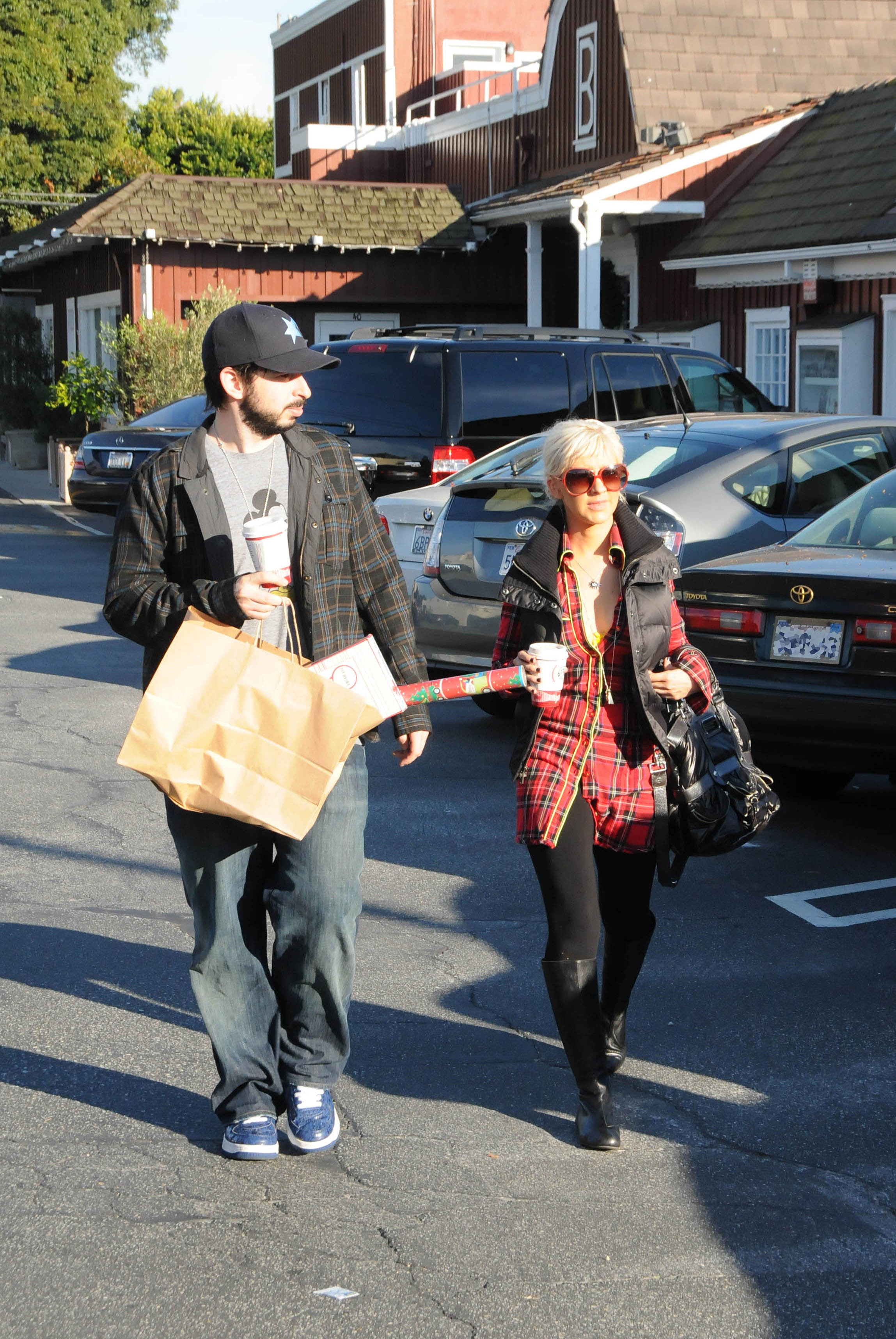 xd_458_283229.jpg xd_458_283229.jpg