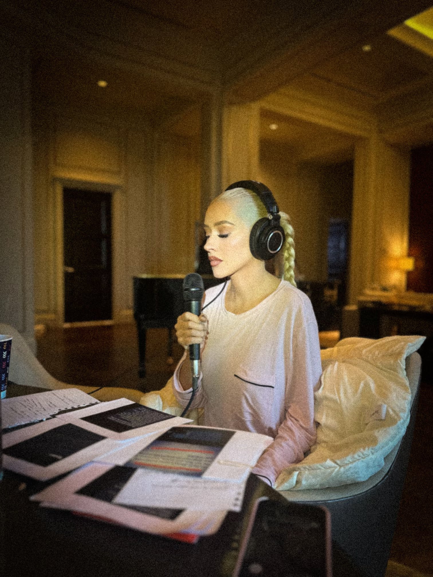 xtina-1741282057635209666-02.jpg xtina-1741282057635209666-02.jpg