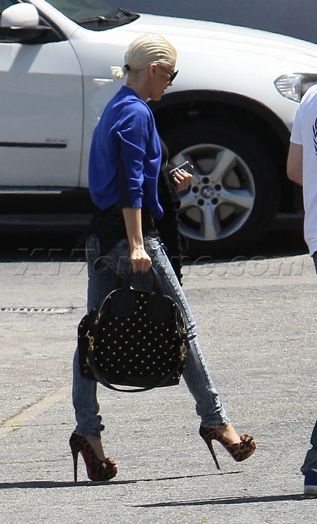 xtinadaily7012.jpg xtinadaily7012.jpg