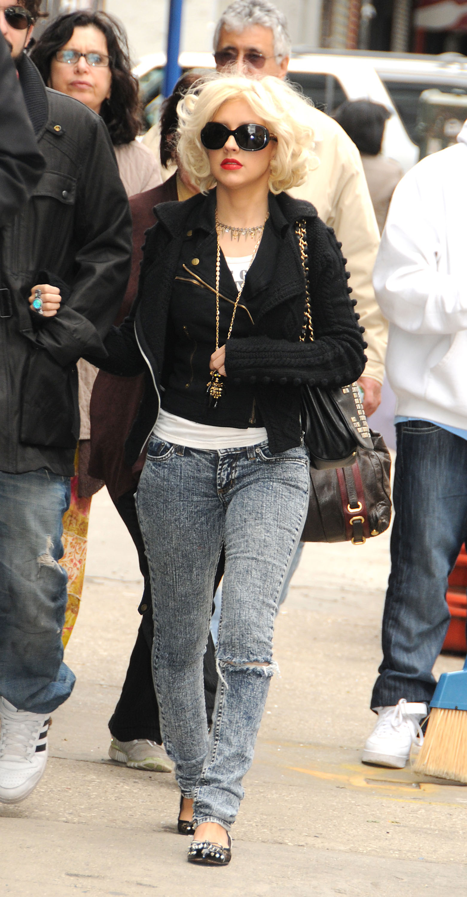 xtinadaily_26007.jpg xtinadaily_26007.jpg