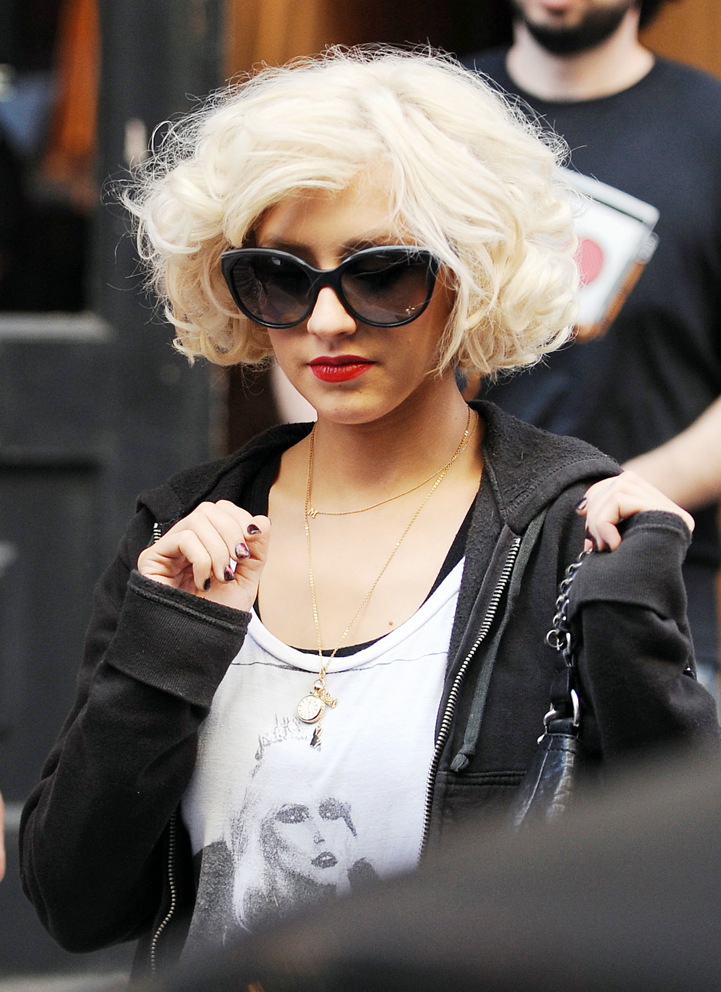 xtinadaily_456_281629.jpg xtinadaily_456_281629.jpg