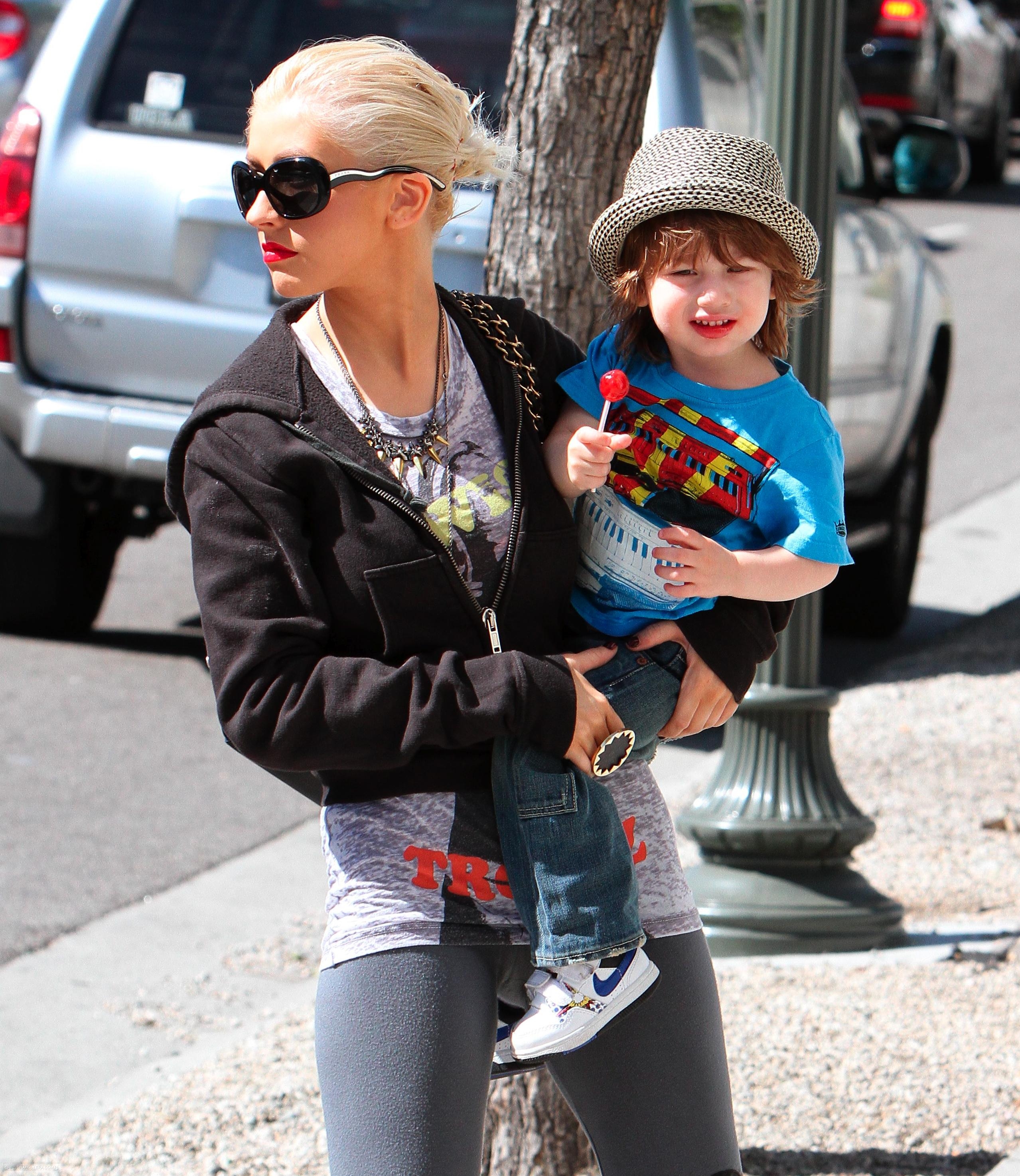 xtinadaily_869_284629.jpg xtinadaily_869_284629.jpg