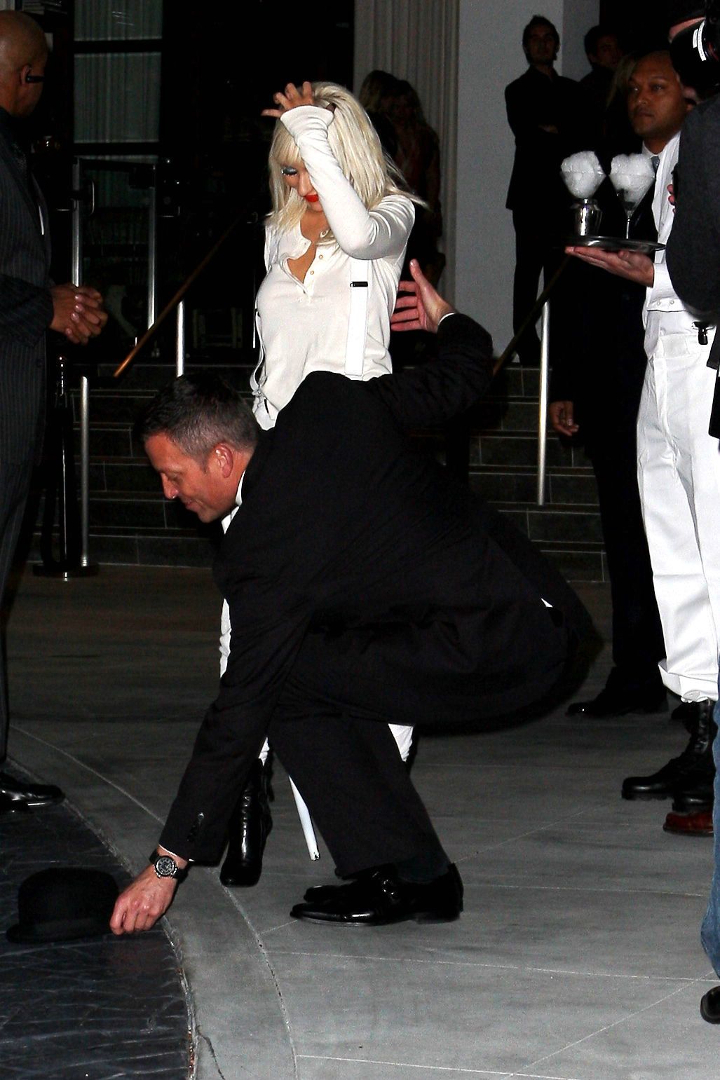 xtinadaily_birthd18_285829.jpg xtinadaily_birthd18_285829.jpg