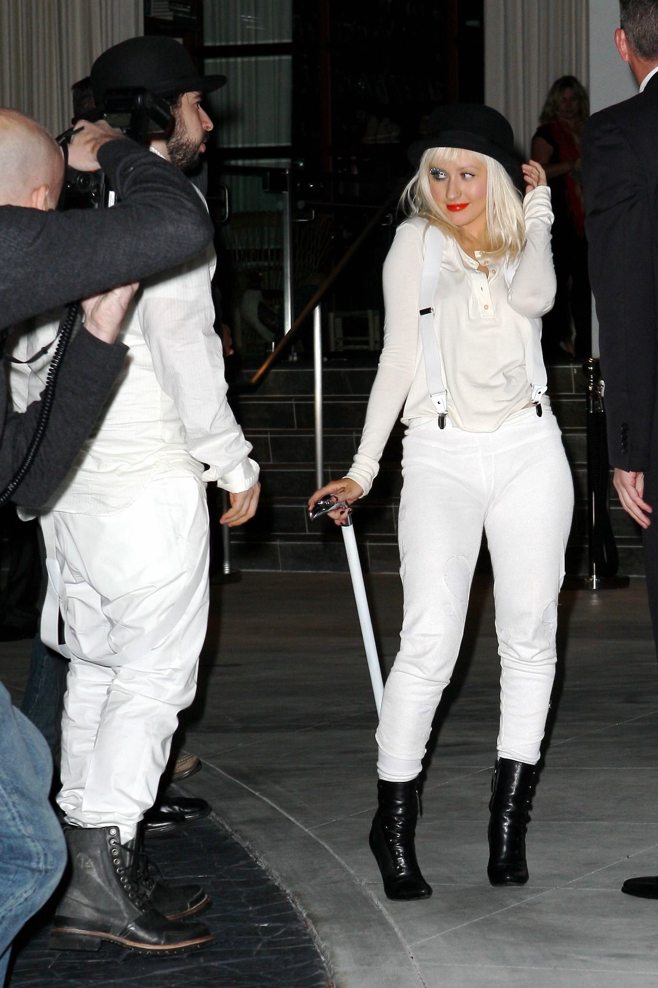 xtinadaily_birthd18_286029.jpg xtinadaily_birthd18_286029.jpg